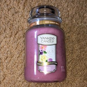 NWT Yankee Candle Floral Candy 22 oz